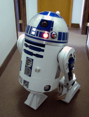 r2d2 front