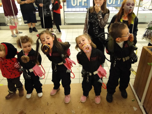 GHOSTBUSTERS HALLOWEEN BELKNAP MALL