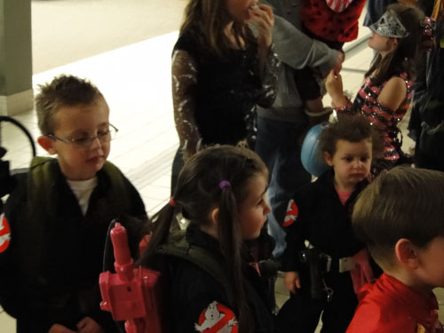 GHOSTBUSTERS HALLOWEEN BELKNAP MALL