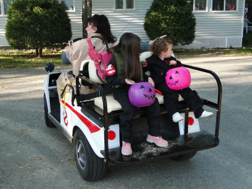 GHOSTBUSTERS HALLOWEEN LAKE SHORE PARK