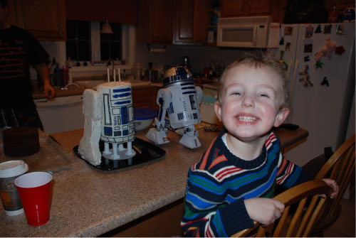 R2-D2 Birthday Cake