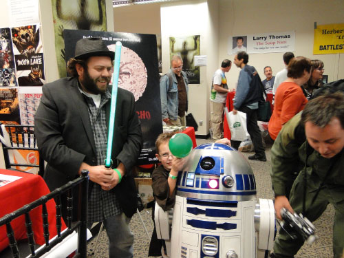 R2-D2 Big Apple Comic Con 2010