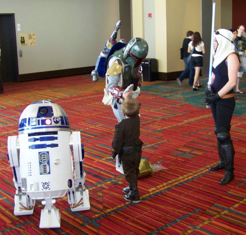 R2-D2 ConnectiCon