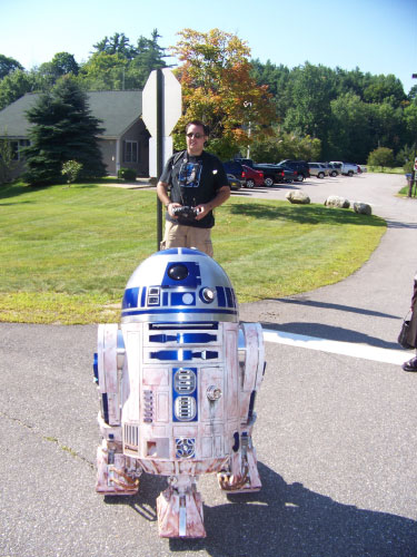 R2-D2 at Gilford Old Home Day Parade