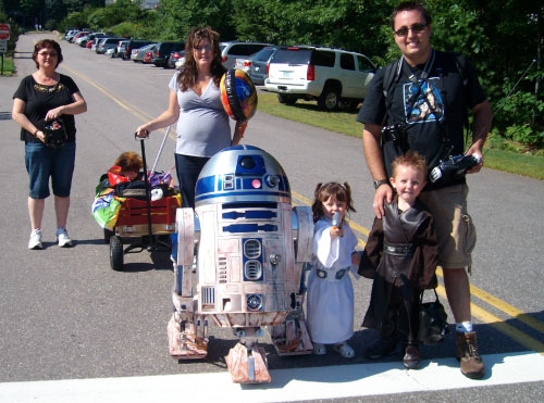 R2-D2 at Gilford Old Home Day Parade