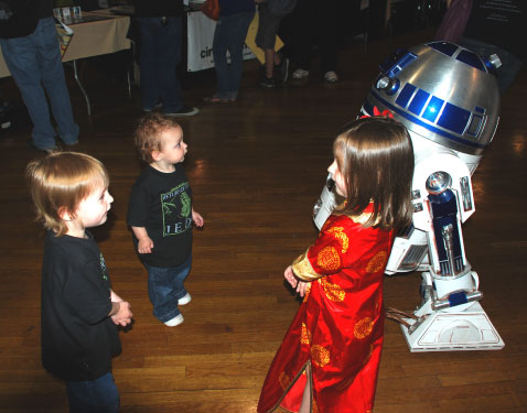 R2-D2 Granite State Comicon 2010