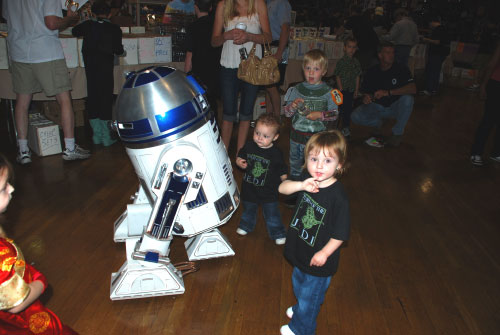R2-D2 Granite State Comicon 2010