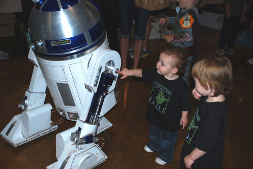 R2-D2 Granite State Comicon 2010