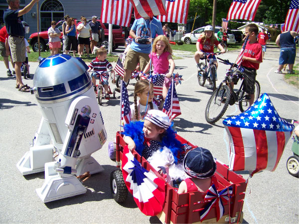 R2-D2 LSP Bike Parade