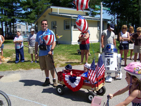 R2-D2 LSP Bike Parade