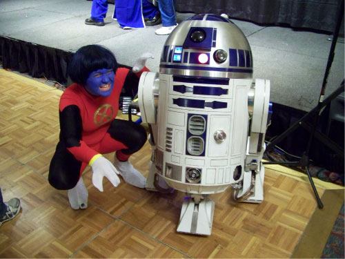 R2-D2 NE Fan Experience 2009