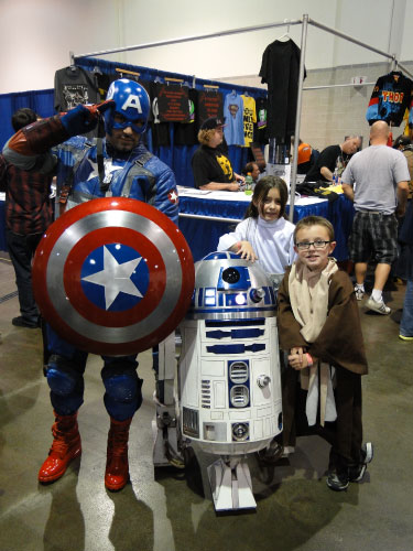 RHODE ISLAND COMIC CON