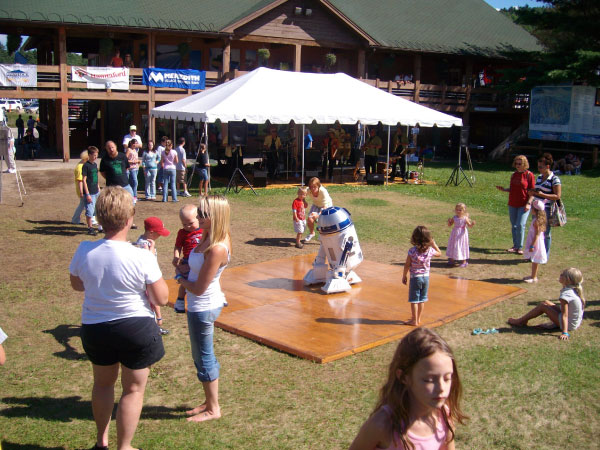 R2-D2 Ribfest