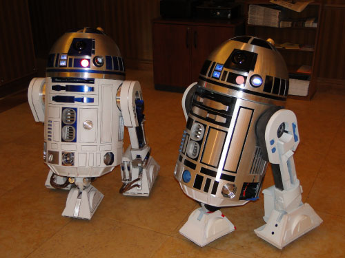 R2-D2 Shore Leave 32 2010