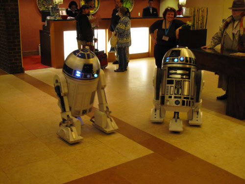 R2-D2 Shore Leave 32 2010