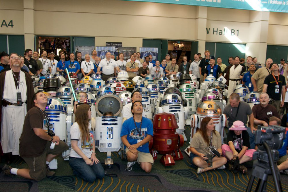 R2-D2 Star Wars Celebration V Builders Group 2010
