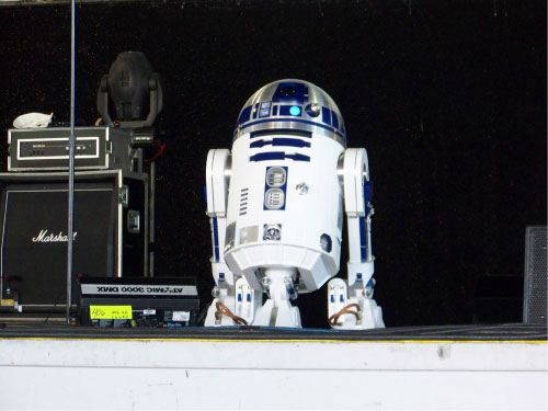 R2-D2 Weird Al Concert