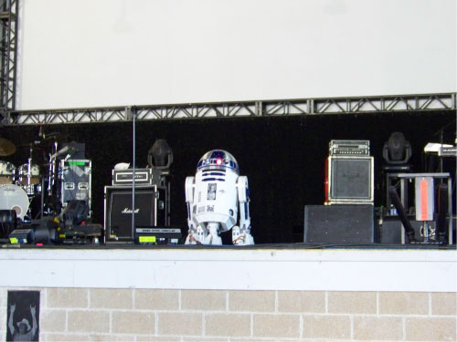 R2-D2 Weird Al Concert