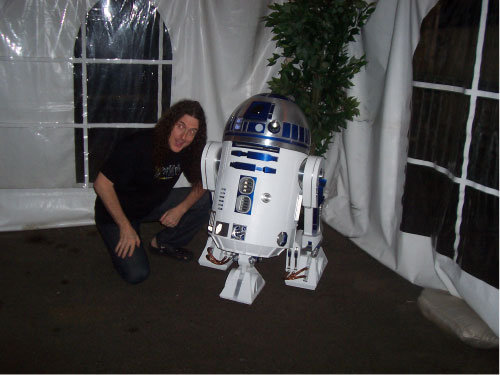 R2-D2 Weird Al Concert