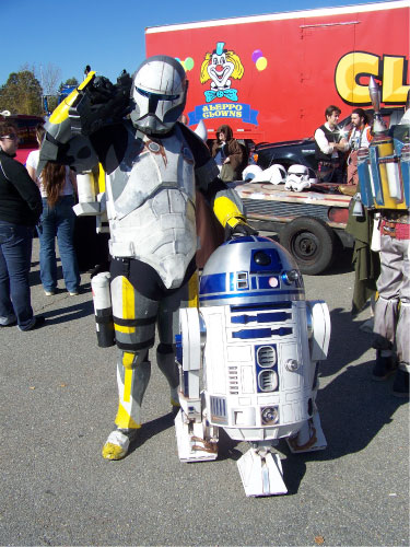 R2-D2 Woburn Halloween Parade