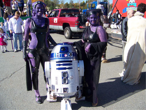 R2-D2 Woburn Halloween Parade