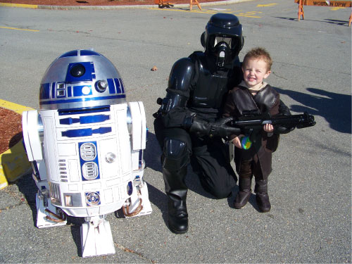 R2-D2 Woburn Halloween Parade