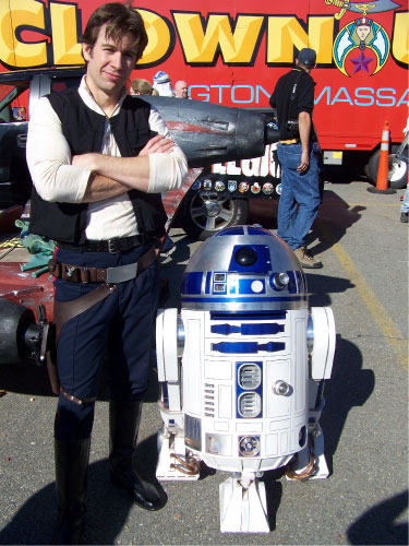 R2-D2 Woburn Halloween Parade