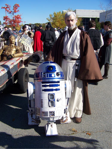 R2-D2 Woburn Halloween Parade