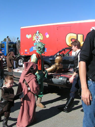 R2-D2 Woburn Halloween Parade