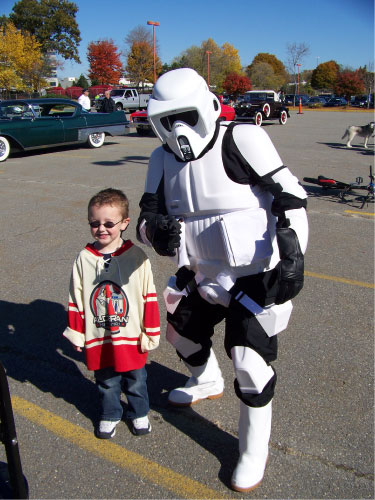 R2-D2 Woburn Parade 2009